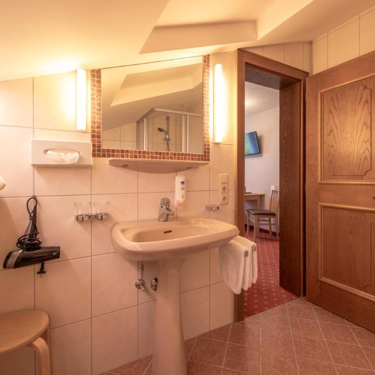 Patteriol Apart-Hotel-Garni - Apartment mit 3 Schlafzimmern und Balkon - 7