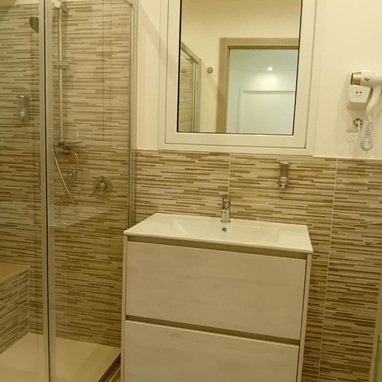 Al Punto Giusto - Double Room with Terrace - 7