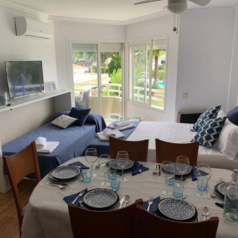 Apartamento Torremolinos 5 Personas + PARKING + PISCINA todo el año - Apartamento de 1 dormitorio - 6