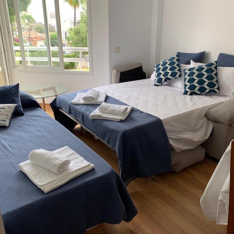 Apartamento Torremolinos 5 Personas + PARKING + PISCINA todo el año - Apartamento de 1 dormitorio - 12