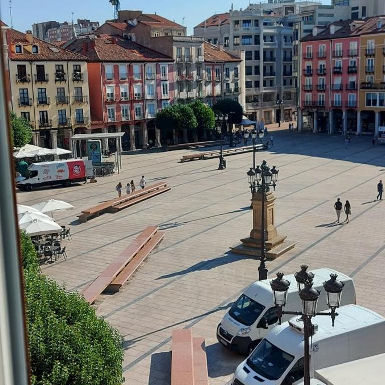Piso turistico LAURSI - Apartamento con balcón - 2