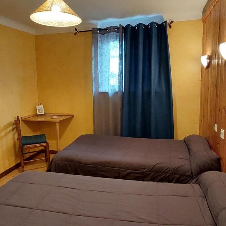 Hotel pascal - Chambre Triple avec Douche - 7