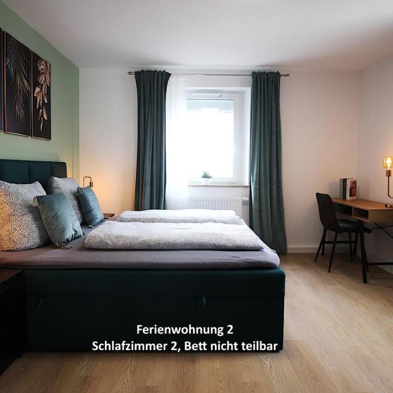3 Zimmerwohnung in Würzburg nähe Uniklinik, free parking - Ferienwohnung Nr. 2 – mit 2 Schlafzimmern, einem Wohnzimmer, einer gemeinsamen Terrasse und einer Garage - 3