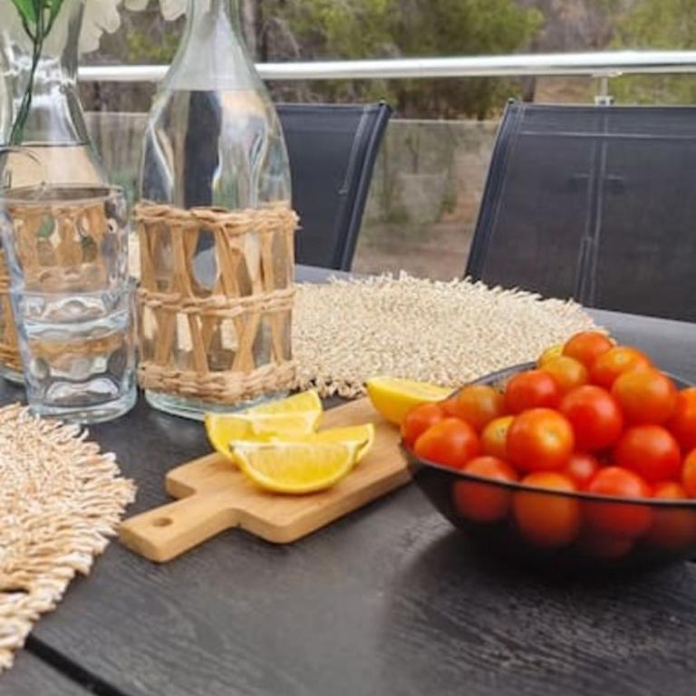 Magnificent view and pool - Three-Bedroom House - 31