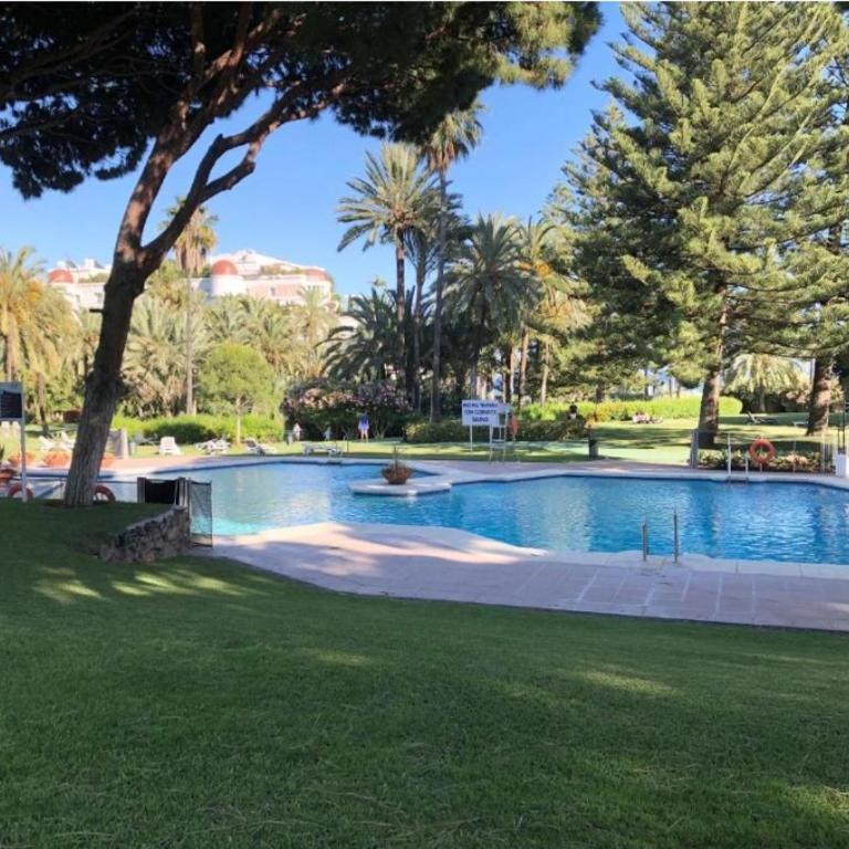 Playa Del Duque Apartment Ocean Club 1 - Three-Bedroom Apartment - 30