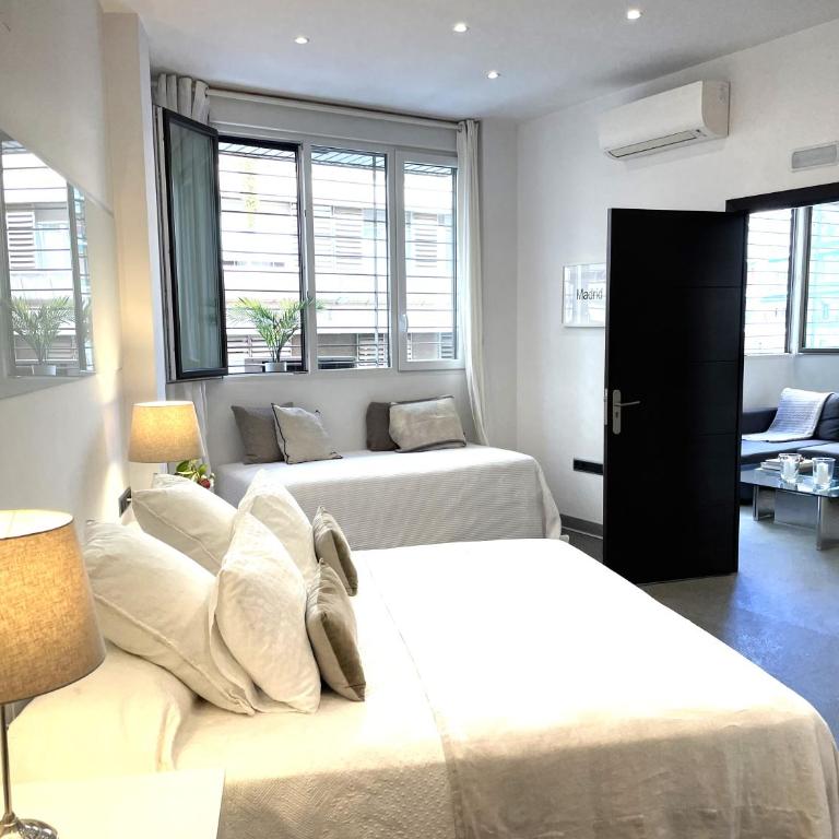Impecable, nuevo, cómodo, frente al metro Colombia - Apartamento - 11