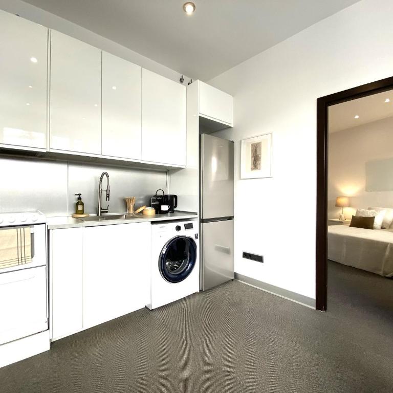 Impecable, nuevo, cómodo, frente al metro Colombia - Apartamento - 8