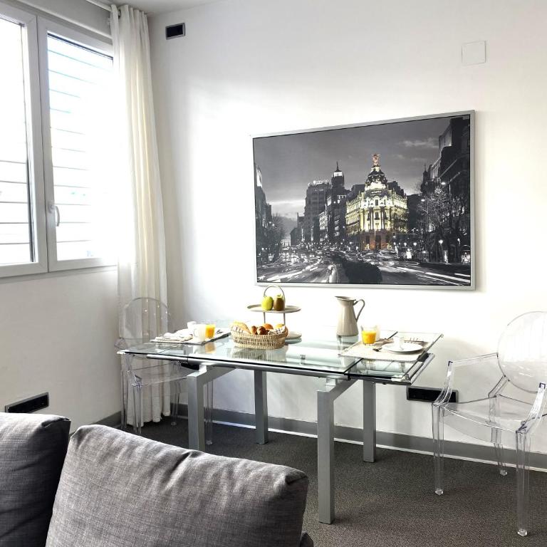Impecable, nuevo, cómodo, frente al metro Colombia - Apartamento - 4