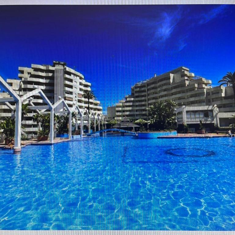 BenalBeach Holiday Appartement 2BDR Beach100m 5 Pools Gardens - Apartamento de 2 dormitorios - 56