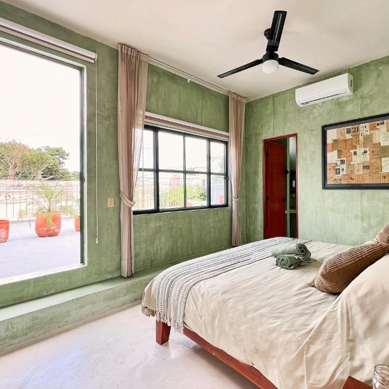 Kuka y Letras - Habitación Deluxe con cama extragrande - 1