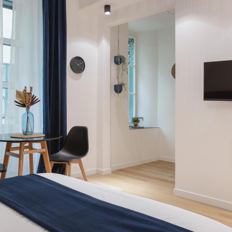 Trieste Chic Studio: Historic Elegance - Appartamento Monolocale - 4