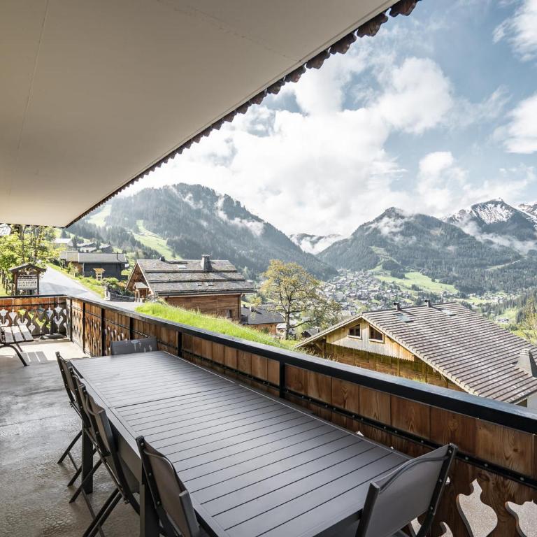 Chalet 3 chambres, balcon, parking, animaux admis, 8 pers. - FR-1-676-72 - Appartement - 10