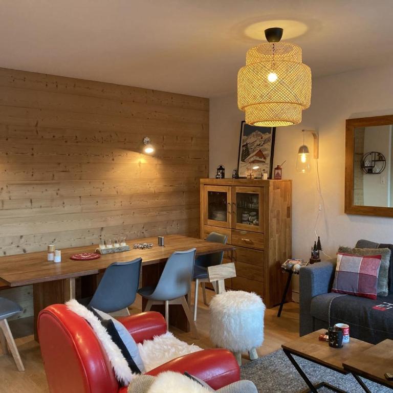 Appartement pratique avec parking - 6 pers. - FR-1-676-127 - Appartement - 3