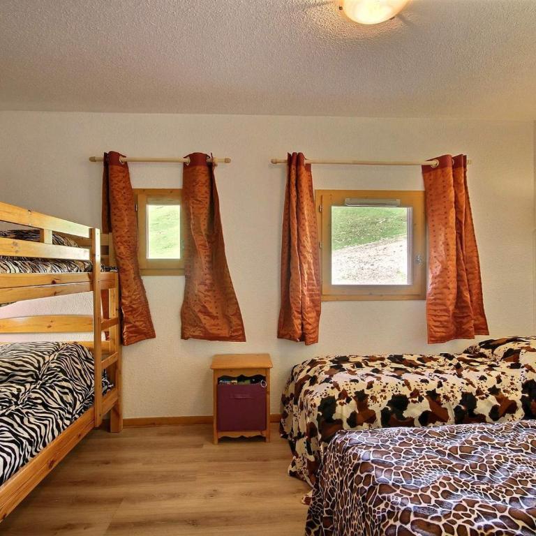 Chalet individuel 10 pers., sur les pistes, Wi-Fi - FR-1-455-242 - Chalet - 12