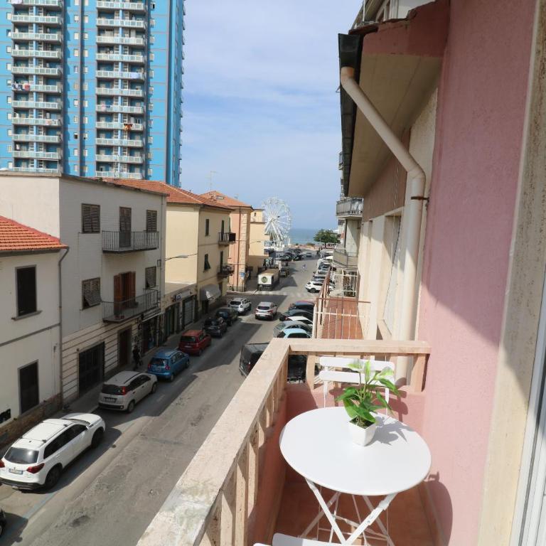 B&B Interno12 - Camera Tripla Deluxe con Vista Mare - 18