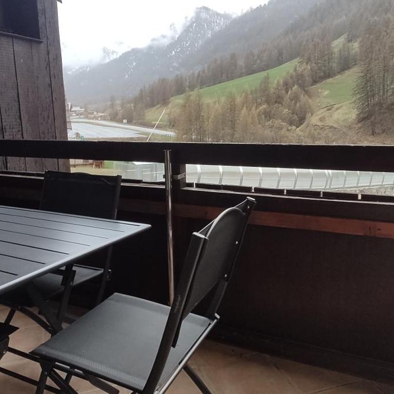 Appart 4-6 pers au pied des pistes toutes saisons - Appartement 2 Chambres - 16