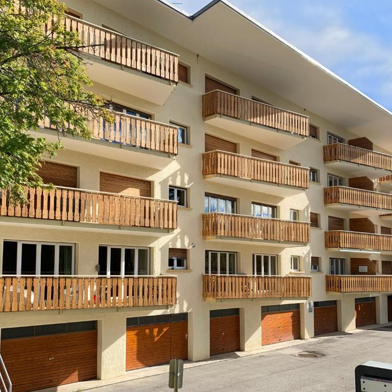 Calm studio with balcony in Crans-Montana - Studio avec Balcon - 12