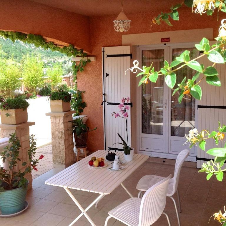 Chambres d'hôtes Les Noisetiers - Appartement Supérieur - 12