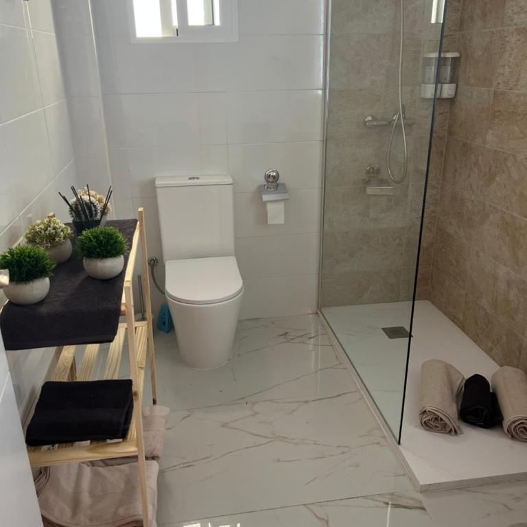 Fabuloso apartamento,1a línea de playa a estrenar. - Apartamento - 11