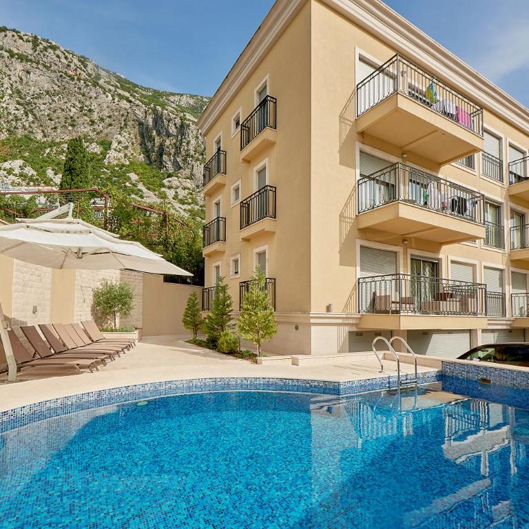 2MONTENEGRO LIMETA APARTMENTS with pool - Apartment with Sea View - 3