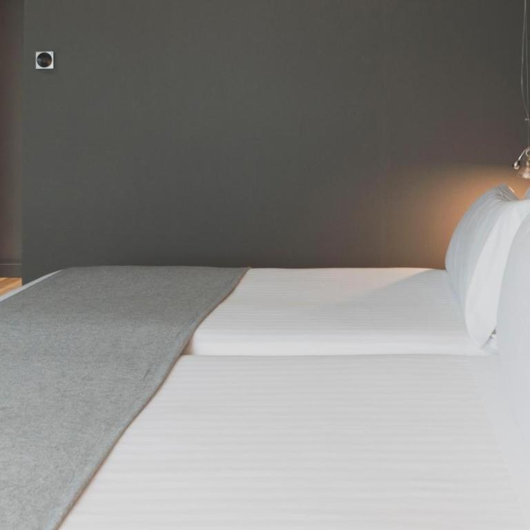 Zenit Conde de Orgaz - Double or Twin Room - 7