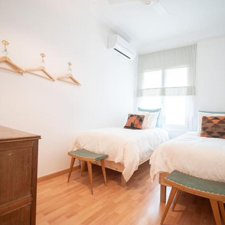 Stunning Designer 2 Bed Apt in Glorious Gràcia - Two-Bedroom Apartment - 4