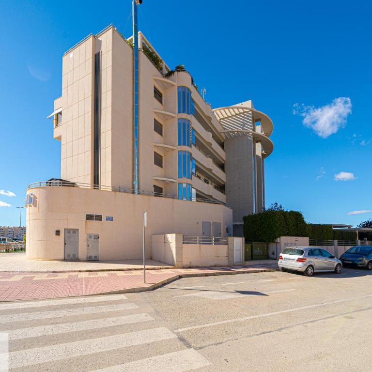Luxury 2 Bed 2 Bath Apartment with pool - Apartamento de 2 dormitorios - 11