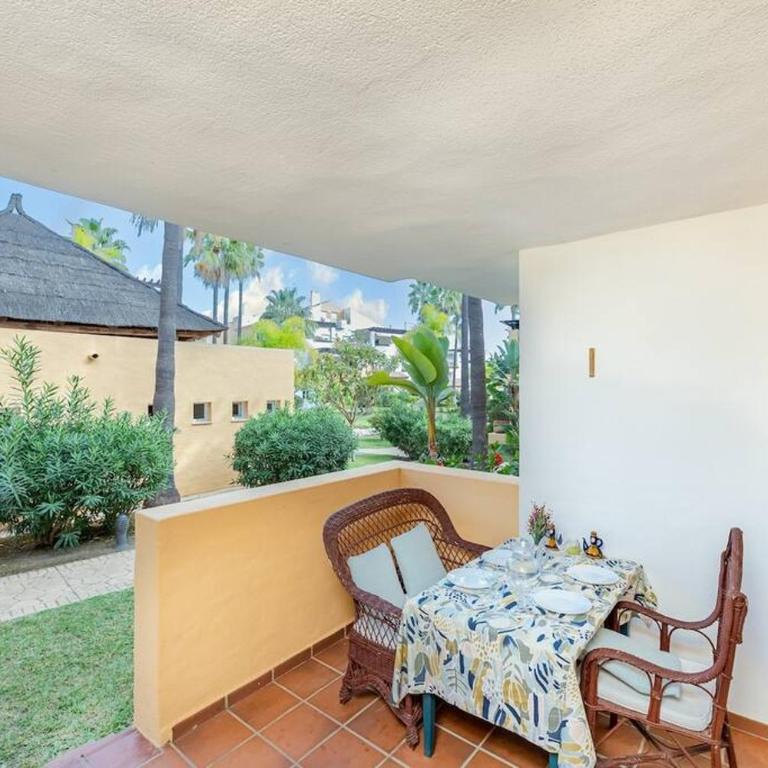 Beachfront 2 bedroom apt on best beach! RDR351 - Two-Bedroom Apartment - 16
