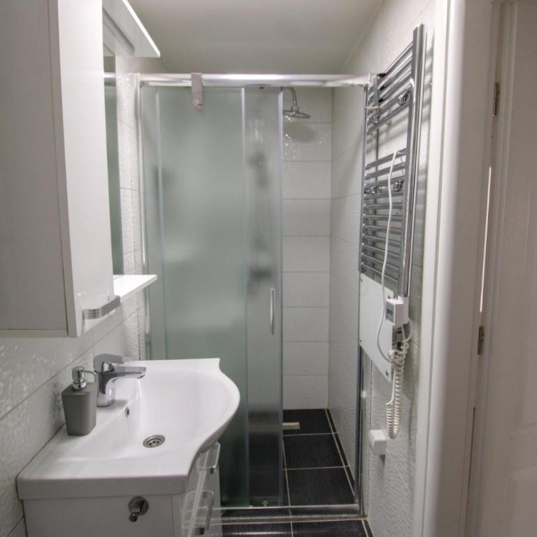 Apartman Elez - Two-Bedroom Apartment - 25