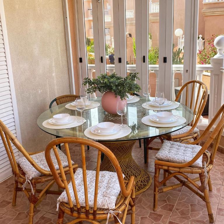Hugo's holiday apartment in Costa del Silencio - Apartamento de 3 dormitorios - 10