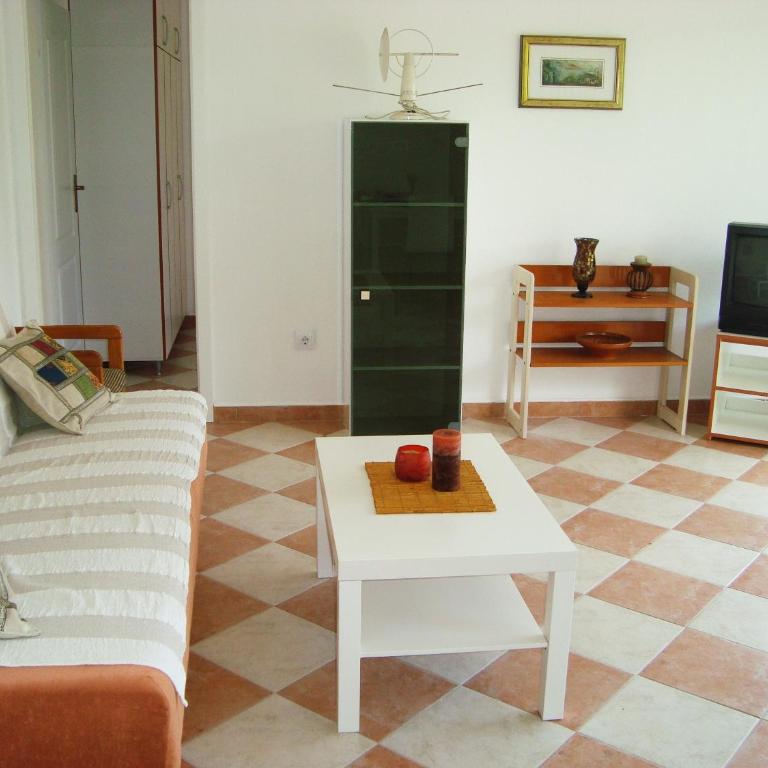 Apartments Rolovina - One-Bedroom Apartment - 5