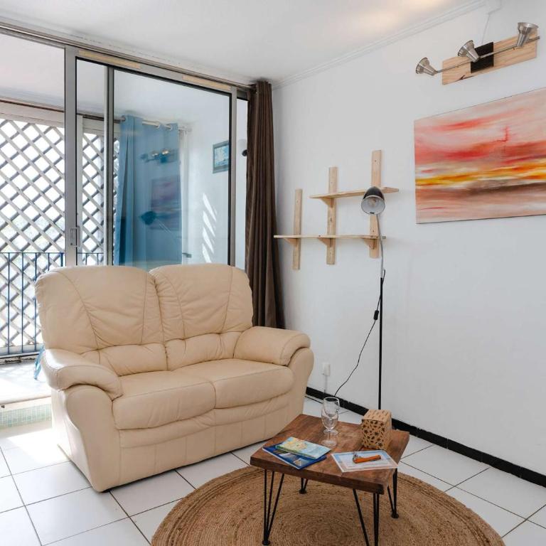 Appartement T2 bord de mer 2 pers, animaux admis, parking public, location draps & serviettes - Appartement 1 Chambre - 2