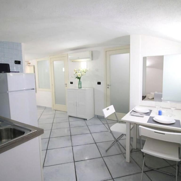 San Mattia Home-QuartieriSpagnoli - Appartamento con 2 Camere da Letto - 1