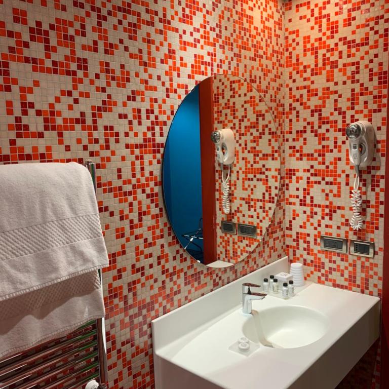 Hotel Abitart - Camera Tripla - 6