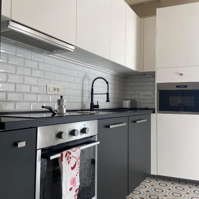 La Casa della Torre - Two-Bedroom Apartment - 7