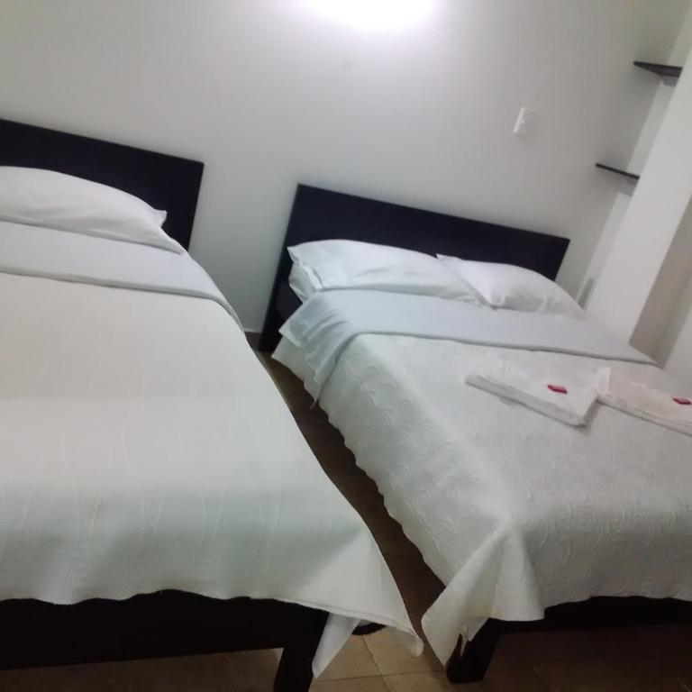 SANTA HELENA HOSPEDERIA - Quadruple Room with Garden View - 2