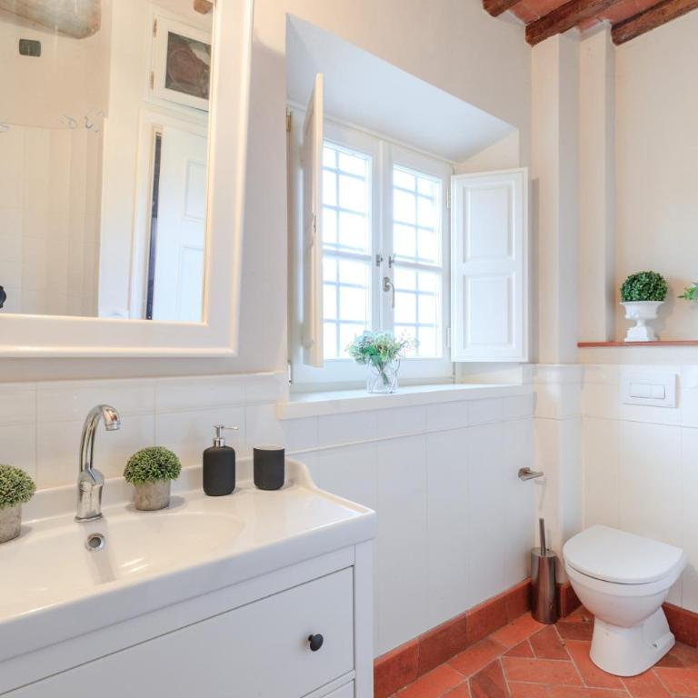 Villa Brunetta, Discover your Modern but Traditional Villa in Lucca - Villa - 39