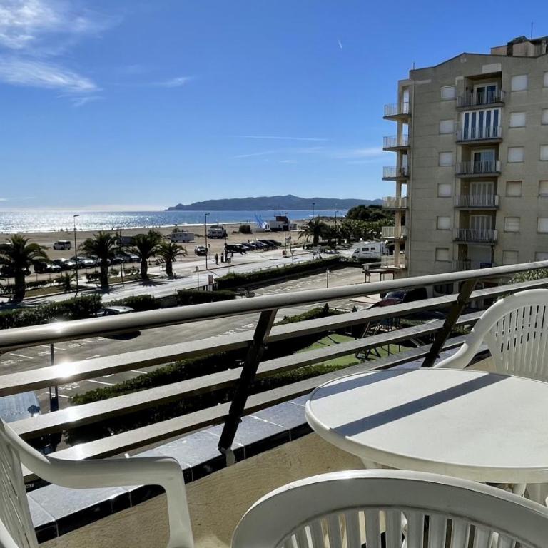 Rocamaura II 2-9 - Two-Bedroom Apartment - 1