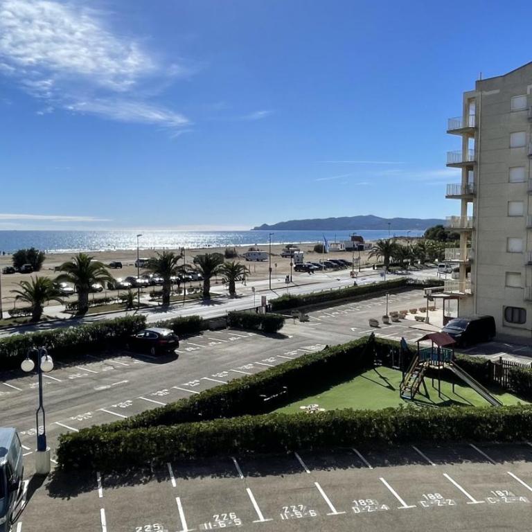 Rocamaura II 2-9 - Two-Bedroom Apartment - 25