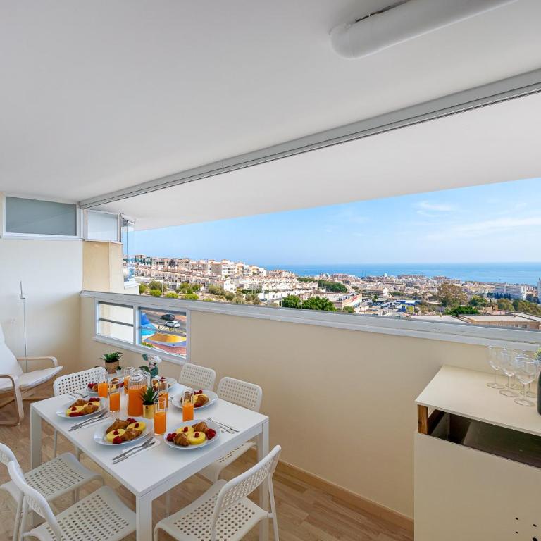 797 HOLIDAY RENTALS- Espectacular piso para 6 con vistas al mar - Apartamento de 3 dormitorios - 21