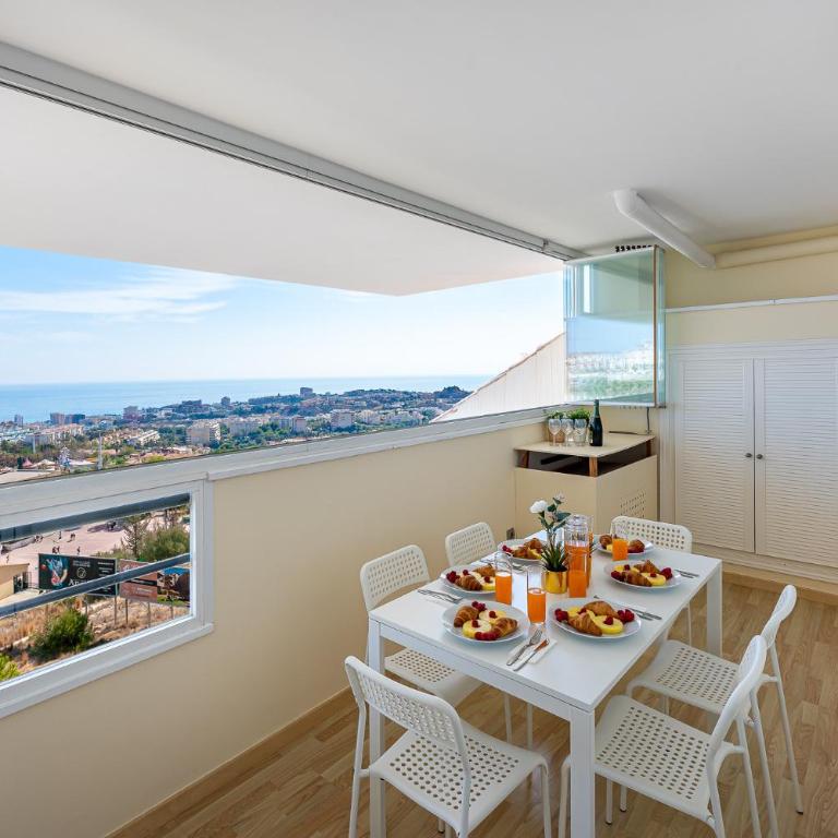797 HOLIDAY RENTALS- Espectacular piso para 6 con vistas al mar - Apartamento de 3 dormitorios - 22