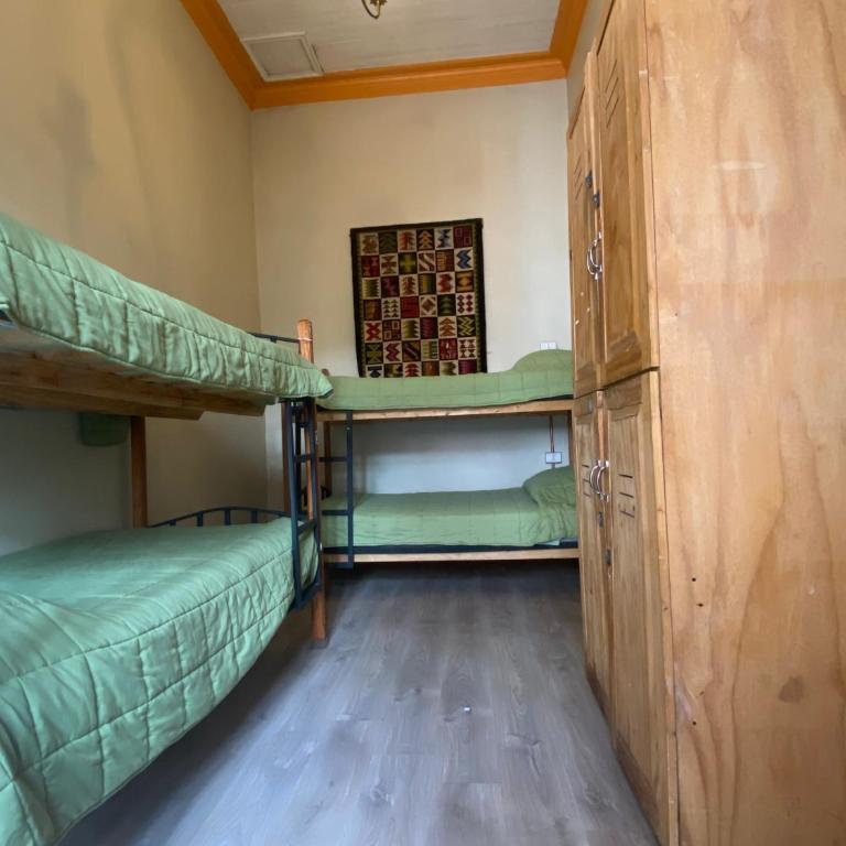La Casa Roja Hostel - Cama en habitación compartida con 4 camas - 3
