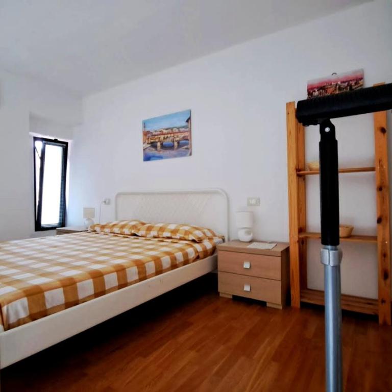 Gemme Fiorentine Apartments in front of the train station 5 minutes from the centre Free parking - Appartamento con 1 Camera da Letto - 2