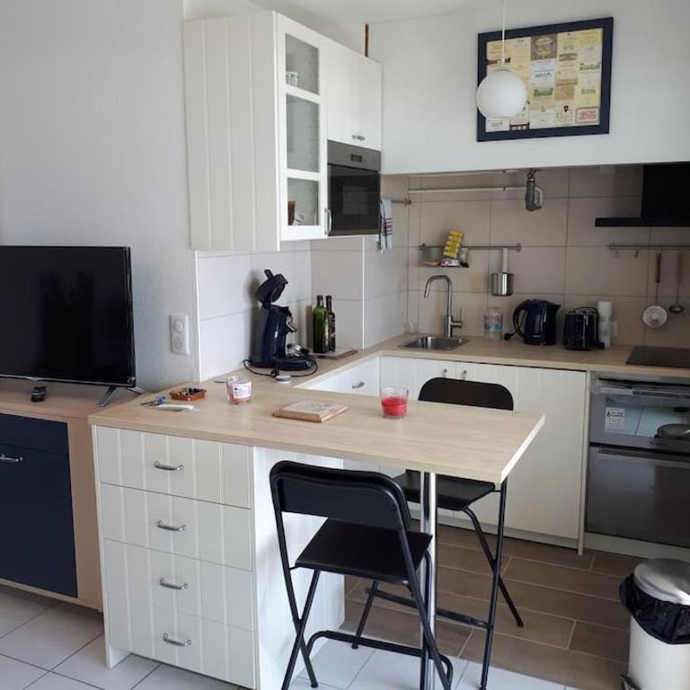 FACE à LA PLAGE CENTRALE POUR CET AGRÉABLE T2 - Apartamento de 2 dormitorios - 4