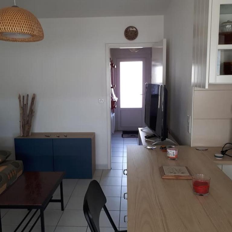 FACE à LA PLAGE CENTRALE POUR CET AGRÉABLE T2 - Apartamento de 2 dormitorios - 8