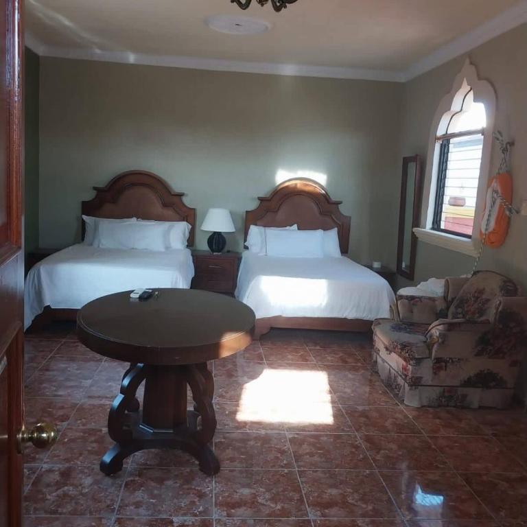 Hermosa casa cuatro recámaras independientes CA - Villa - 67