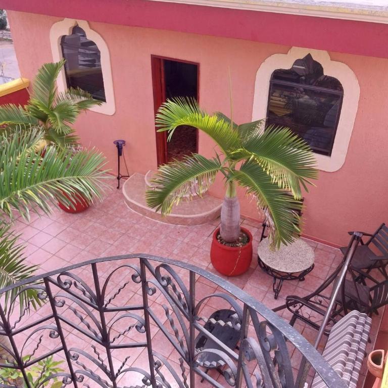 Hermosa casa cuatro recámaras independientes CA - Villa - 72