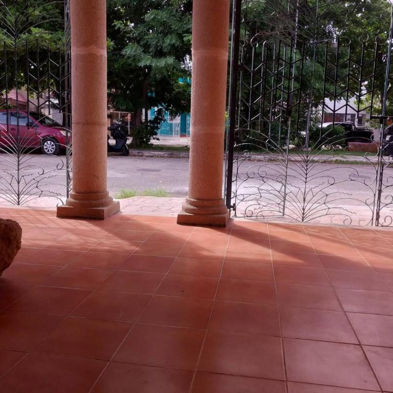 Hermosa casa cuatro recámaras independientes CA - Villa - 75