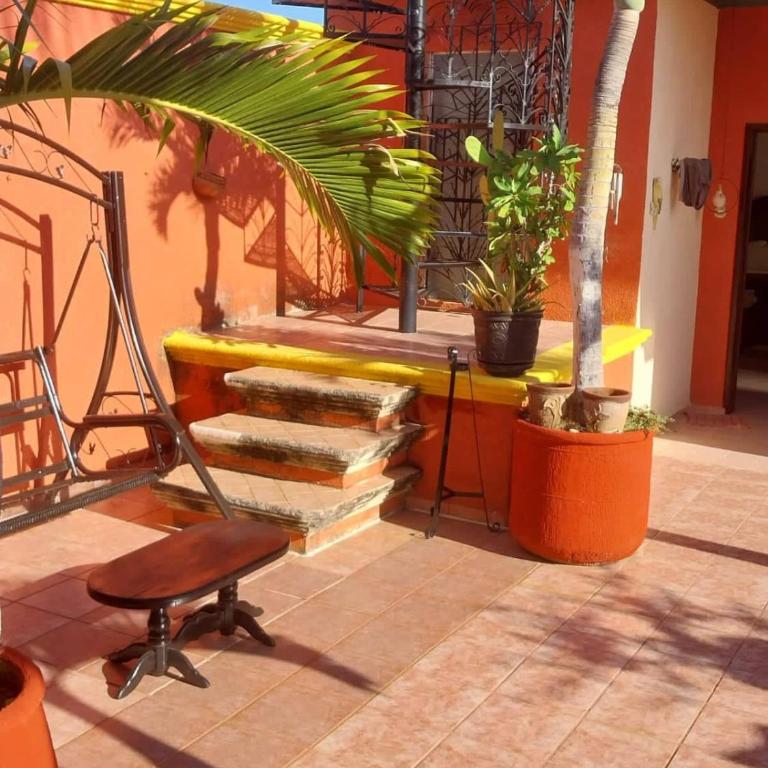 Hermosa casa cuatro recámaras independientes CA - Villa - 90