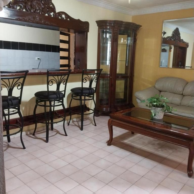 Hermosa casa cuatro recámaras independientes CA - Villa - 19